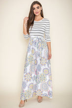 Load image into Gallery viewer, Plus Sash Maxi Dress With Pockets