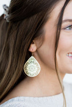 Load image into Gallery viewer, Camilla Earrings