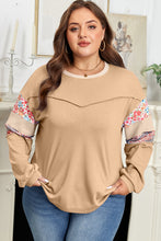 Load image into Gallery viewer, Khaki Exposed Seam Floral Mixed Patchwork Relaxed Plus Size Top