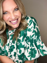 Load image into Gallery viewer, Green Floral Printed Ruffled Short Sleeve Round Neck Loose Blouse