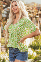 Load image into Gallery viewer, Green Floral Print Ruffle Sleeve V Neck Blouse Top