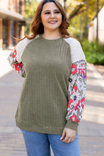 Load image into Gallery viewer, Vineyard Green Plus Size Textured Floral Patchwork Raglan Sleeve Blouse