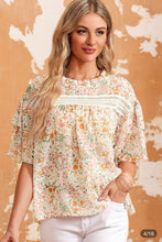 Load image into Gallery viewer, Floral blouse lace detail Top